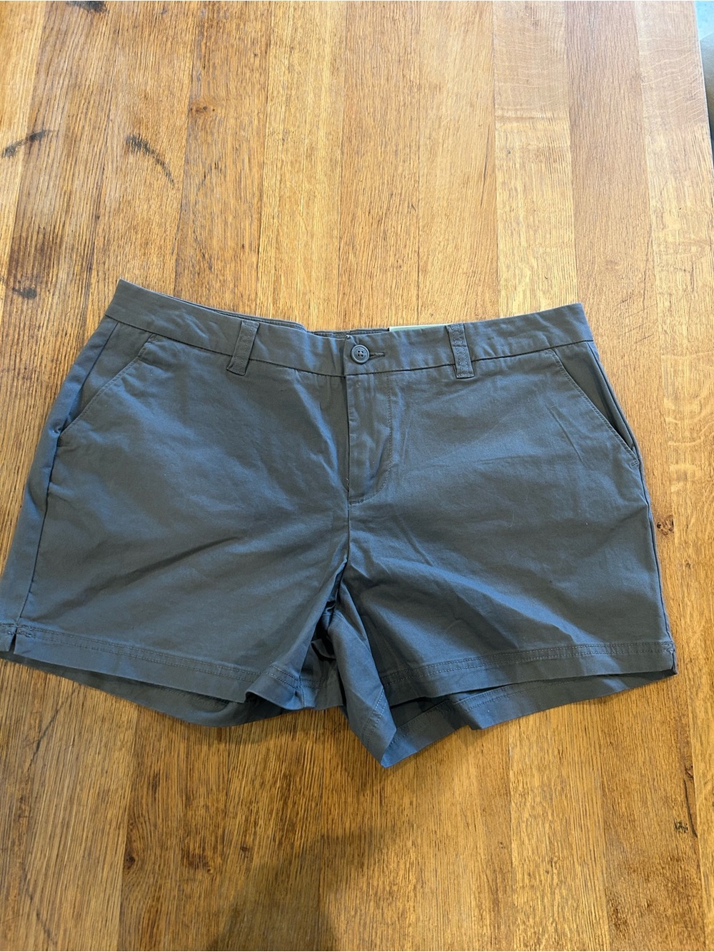 Magellan Outdoors Women’s Slate Gray Casual Shorts